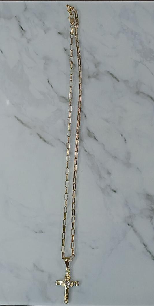 Cadenas en baño de oro laminado.