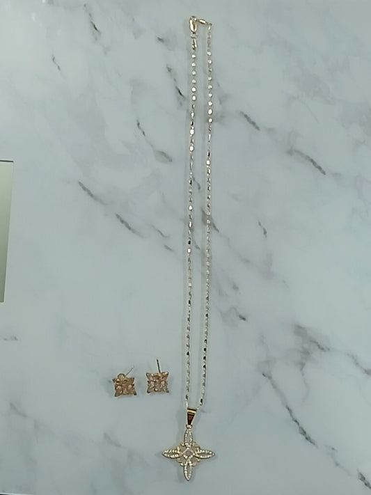 Set de cadena+aretes en baño de oro laminado.